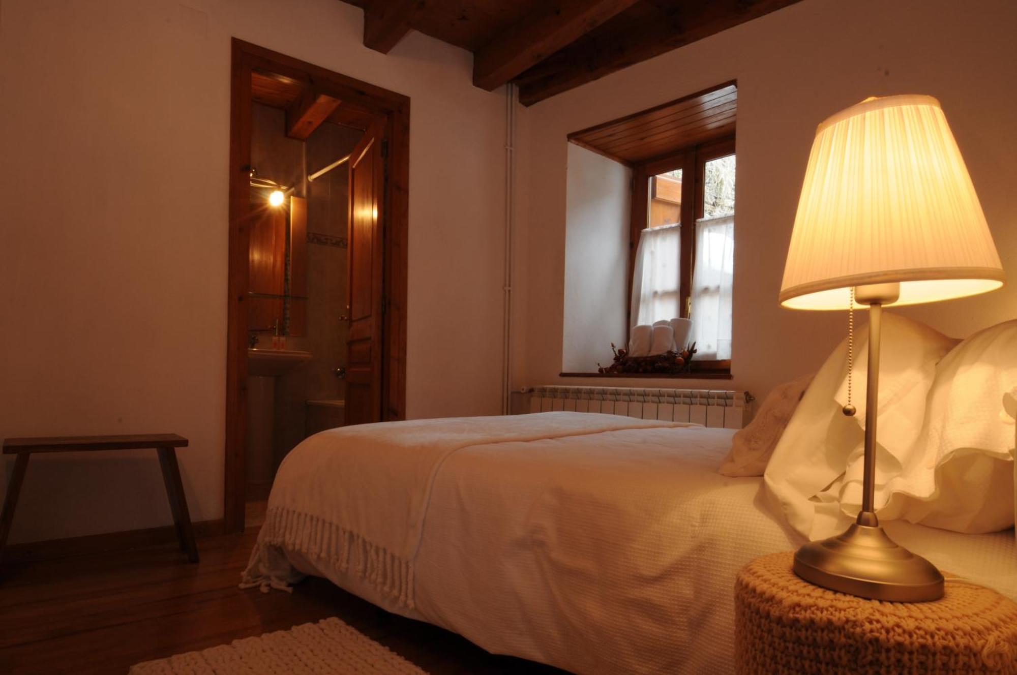 Hotel Casa Puig Montcorbau Exterior foto